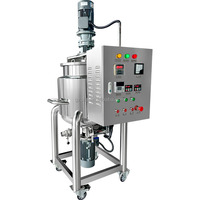 Cuve de mélange de pâtes chauffée et agitée automatiquement en acier inoxydable de 1000 litres, moteur AC 220V/380V 2kW 0-60 tr/min pour émulsions et lotions cosmétiques