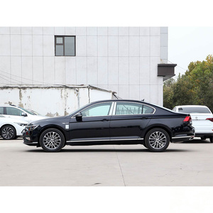 Volkswagen Magotan d'occasion <span class=keywords><strong>2020</strong></span> 330TSI DSG Premium Luxury Turbo Sedan, faible kilométrage et sans accident - Product Image 3