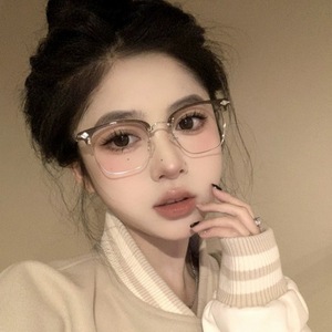 2173 Gafas de medio montura de estilo coreano para mujer, montura Tr90, lentes de PC, forma cuadrilátera, gafas ópticas favorecedoras para rostros redondos - Product Image 4