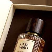 Boîte à parfum rigide de luxe personnalisée, style livre blanc, ouverture latérale, emballage cosmétique écologique pour parfum sur mesure