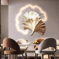 Horloge murale moderne et élégante en forme de feuille de Ginkgo, design unique et créatif, lumière LED, acrylique, aiguille ultra silencieuse pour la décoration de la maison, salon