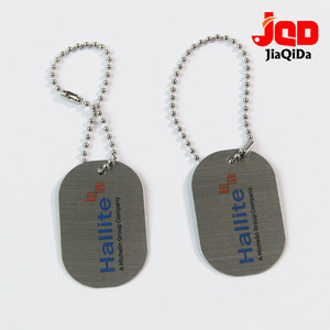 Collier pendentif médaille pour chien en acier inoxydable vierge, personnalisable avec gravure de nom, logo ou ID, pour cadeaux personnalisés et designs de sublimation DIY - Product Image 1