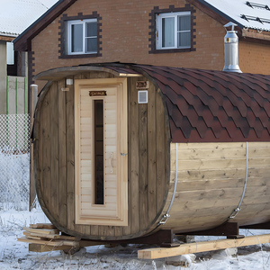 Cabine de sauna traditionnelle carrée en bois pour l'extérieur, idéale pour une expérience de relaxation en jardin privé. - Product Image 6