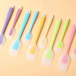 Grand grattoir épais en silicone, spatule résistante à la chaleur, à large ouverture, antiadhésive, compatible four, ensemble de 2 ustensiles de cuisson pour la maison et la cuisine - Product Image 3