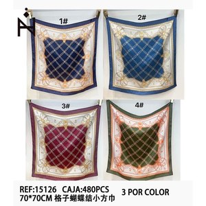 Foulard quadrato a quadretti con fiocco 70x70cm, accessorio moda da donna - Product Image 3