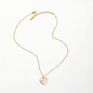 เครื่องประดับสั่งทำ ชุบทอง 18K ไม่ลอก ไม่ดำ กันน้ำ จี้รูปหัวใจมุกเปลือกหอย สร้อยคอสแตนเลส ขายส่ง - Product Image 3