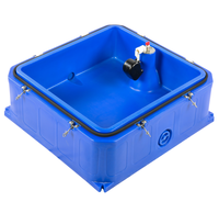 Fontaine à boire en plastique LLDPE à 4 trous avec design en forme de corbeille, débit de 50 L/min pour le bétail