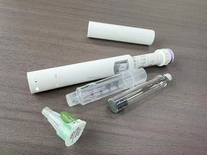 Stylo de soin pour bébé en plastique et métal, jetable et multi-usage, avec cartouche de 3 ml - Product Image 5