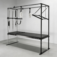 Table de Pilates Cadillac en métal SVD-C07 Studio Black, durable, pour l'entraînement et les exercices.