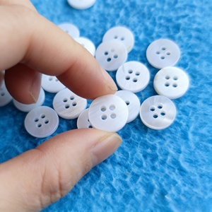 Genuine Natural <strong>Shell</strong> <strong>Buttons</strong> Freshwater River <strong>Shell</strong> Four-Hole <strong>Buttons</strong> for Knitwear - Product Image 2