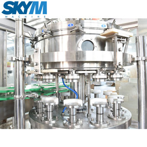 Machine de remplissage et de scellage de boissons gazeuses <span class=keywords><strong>SKYM</strong></span> 2 en 1 - Product Image 4