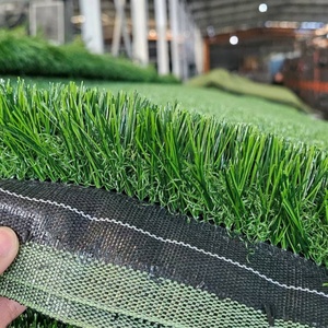 Césped Sintético <span class=keywords><strong>de</strong></span> Fábrica China <span class=keywords><strong>de</strong></span> 40 mm y 50 mm, Césped Artificial <span class=keywords><strong>de</strong></span> Calidad para Campos <span class=keywords><strong>de</strong></span> Fútbol - Product Image 3