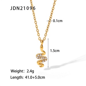 Delicados Colgantes Minimalistas de Serpiente, Collares de Acero Inoxidable Chapados en Oro con Cristales, Accesorios para Mujer, Joyería Animal - Product Image 6