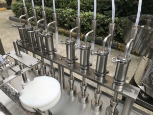 Máquina de Llenado y Tapado de 8 Cabezales, Línea de Producción Automática de Llenado de Líquidos, Equipo de Llenado de Perfume, Alcohol y Jarabes - Product Image 2