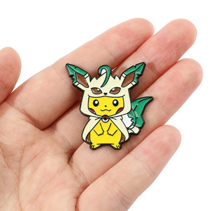 Spilla Distintiva in Metallo a Forma di Pikachu Pokémon, Design Creativo e Trendy - Product Image 3
