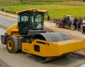 Nouveau moteur diesel de marque supérieure XS225J 140 kW pour <span class=keywords><strong>rouleau</strong></span> compacteur vibrant 22T avec garantie d'un an - Product Image 1