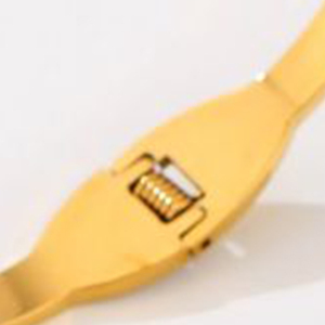 Bracciale a Forma di Serpente con Diamanti in Acciaio Inossidabile Placcato Oro, Lussuoso Braccialetto Unisex per Uso Quotidiano - Product Image 6