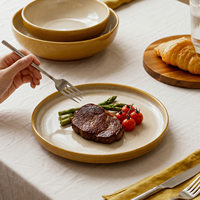 Beliebtes Porzellan-Geschirr im japanischen Stil, personalisiertes Logo, Keramikteller, stapelbare, gerade Teller-Sets für Restaurants