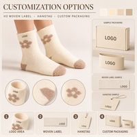 Chaussettes douillettes personnalisées à haute élasticité en tissu peluche doux, chaussettes chaudes d'intérieur pour femmes, filles et famille