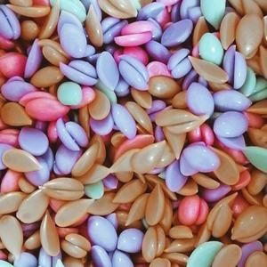 Formule personalizzate senza colofonia imballaggio depilatorio a bassa temperatura di funzionamento organico fave di cera - Product Image 1