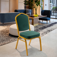 Chaises de salle à manger empilables modernes en fer élégantes pour hôtels, chambres de mariage, mariages, occasions spéciales, appartements et parcs