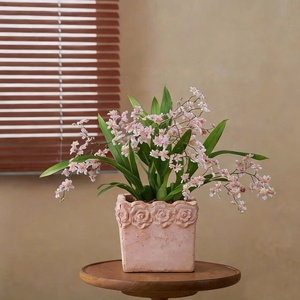 Vaso per <span class=keywords><strong>Fiori</strong></span> in Stile Romano Vintage con Rilievi in Ceramica Fatta a Mano, per Giardino <span class=keywords><strong>da</strong></span> Tavolo, <span class=keywords><strong>Balcone</strong></span> e <span class=keywords><strong>Piante</strong></span> Verdi <span class=keywords><strong>da</strong></span> Interno - Product Image 2