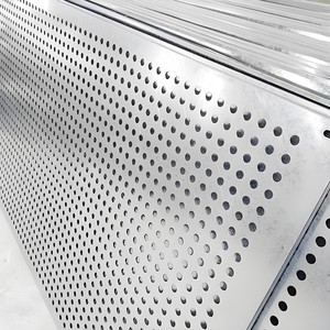Lámina Metálica Perforada con Orificios Redondos, Panel de Acero Galvanizado, Malla Decorativa - Product Image 1