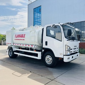 รถบรรทุกน้ำมัน ISUZU NQR 8000L รถบรรทุกส่งน้ำมันดีเซลพร้อมปั๊มสำหรับเติมน้ำมันในสถานีบริการน้ำมัน - Product Image 2