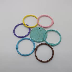 Accessoires de bijouterie DIY, style luxe léger, 30 mm, porte-clés en métal coloré peint, anneau à feuilles mobiles, anneau pour carte, chaîne de sac faite à la main - Product Image 2