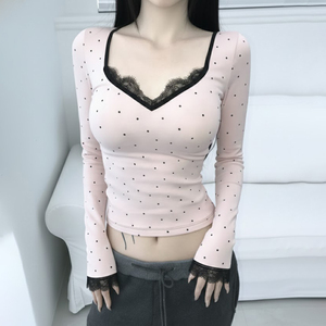 Top corto de manga larga con lunares y ribete de encaje para mujer, top ajustado con cuello en V para superponer - Product Image 1