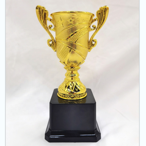ถ้วยรางวัลถ้วยรางวัลทองคำพลาสติกแบบกำหนดเองได้ - Product Image 2