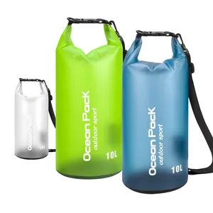 ओशन आउटडोर स्पोर्ट कस्टम पीवीसी वाटरप्रूफ ड्राई बैग 5L रोल टॉप ड्राई बैग हैंडबैग के साथ पूल यात्रा के लिए गीले और सूखे बैग