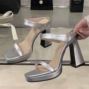 Sandalias de Tacón Cuadrado con Estampado de Leopardo Negro, Primavera-Verano 2025, Estilo Europeo Americano, Cómodas, Tacón Grueso Plateado, Transpirables - Product Image 3