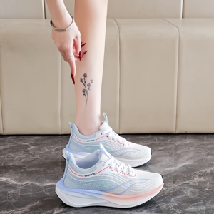 Fabricant chinois vend en gros des chaussures de course pour femmes légères, respirantes et amortissantes, qui deviennent de plus en plus tendance - Product Image 4