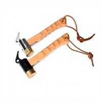 Marteau de camping multifonctionnel en fer portable pour tente et toitier, idéal pour le camping et les travaux de fer.