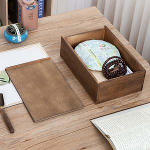 Caja de almacenamiento de madera maciza rectangular de 20x20x10cm con estructura de mortaja y tenón y tapa extraíble para frutos secos - Product Image 1