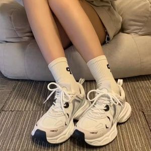 Sneakers Sportive da <span class=keywords><strong>Donna</strong></span> All'Ingrosso, Scarpe Traspiranti Bianche Leggere con Suola Chunky Platform - Product Image 5