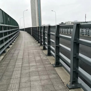 Fournisseur de barrières de sécurité routière en acier flexible, garde-corps en W, galvanisé - Product Image 1