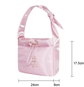 Sac fourre-tout unisexe tendance et portable pour soirées dansantes, avec logo personnalisé, antivol, mignon pour filles et femmes, résistant à l'eau et avec protection RFID - Product Image 2