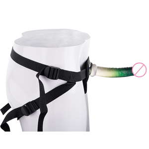 Ceinture réaliste <span class=keywords><strong>de</strong></span> pénis en plastique <span class=keywords><strong>de</strong></span> gode portable sur le gode en plastique avec la conception <span class=keywords><strong>de</strong></span> <span class=keywords><strong>luxe</strong></span> pour l'intimité lesbienne et le jeu - Product Image 2