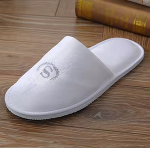 Großhandel gut aussehende erwachsene Kinder Größen rutsch feste anti statische Einweg weiße Airline Hotel Slipper - Product Image 3