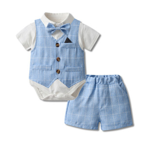 Conjunto <span class=keywords><strong>de</strong></span> ropa <span class=keywords><strong>de</strong></span> tres piezas informal <span class=keywords><strong>de</strong></span> verano <span class=keywords><strong>para</strong></span> niños pequeños, mono <span class=keywords><strong>de</strong></span> manga corta con lazo, <span class=keywords><strong>chaleco</strong></span> a cuadros, traje <span class=keywords><strong>de</strong></span> un solo pecho - Product Image 2