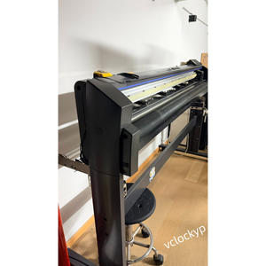 Plotter de Vinilo Roland FC8600-130 para Tintes, PPF y Rotulación, Usado - Product Image 3