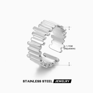 Anillo de Dedo Apilable de Acero Inoxidable con Baño de Oro de 18k, Diseño de Cruz y Corazón, Estilo Hip Hop, para Mujer, con Luna y Estrellas - Product Image 6