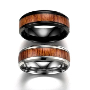 Cincin Kawin Pria Kayu Keramik Hitam 8mm Laris Manis, Finishing Poles, Inlay Kayu Coklat, Nyaman Dipakai, Cincin Titanium Vintage - Product Image 6
