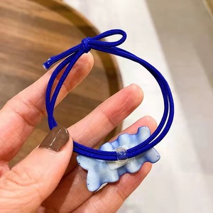 Élastique à cheveux Wave Pearl bleu, bandeau élastique pour femmes, usage quotidien, fabriqué en Corée - Product Image 2