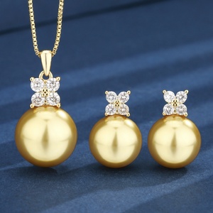 Fashion Eco-friendly Copper Simple Daily Wear Necklace <b>Earrings</b> Set Gold Plated 14-12mm Golden Shell Pearl Jewelry Set for Women - Product Image 3