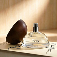 Faible MOQ, flacons de parfum transparents de 30 ml et 100 ml avec bouchon en bois, emballage personnalisé