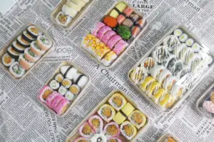 Dùng một lần kraft giấy Sushi khay với Pet nắp giấy container cho thực phẩm Takeaway bao bì