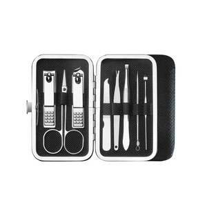 Ensemble de coupe-ongles en acier inoxydable 8 pièces coupe-sourcils et fourchette à cuticules outil de manucure incliné avec boîte de beauté emballage Stock - Product Image 1